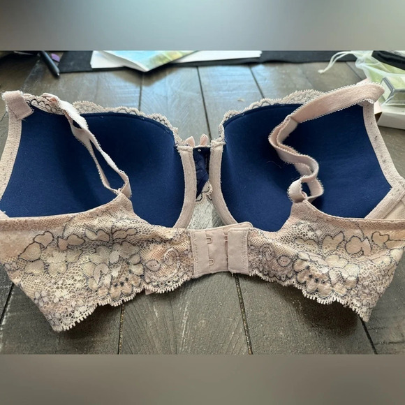 VICTORIAS SECRET Dream Angels Perfect Coverage Bra Size 32DD pink/gold lace - Picture 3 of 6